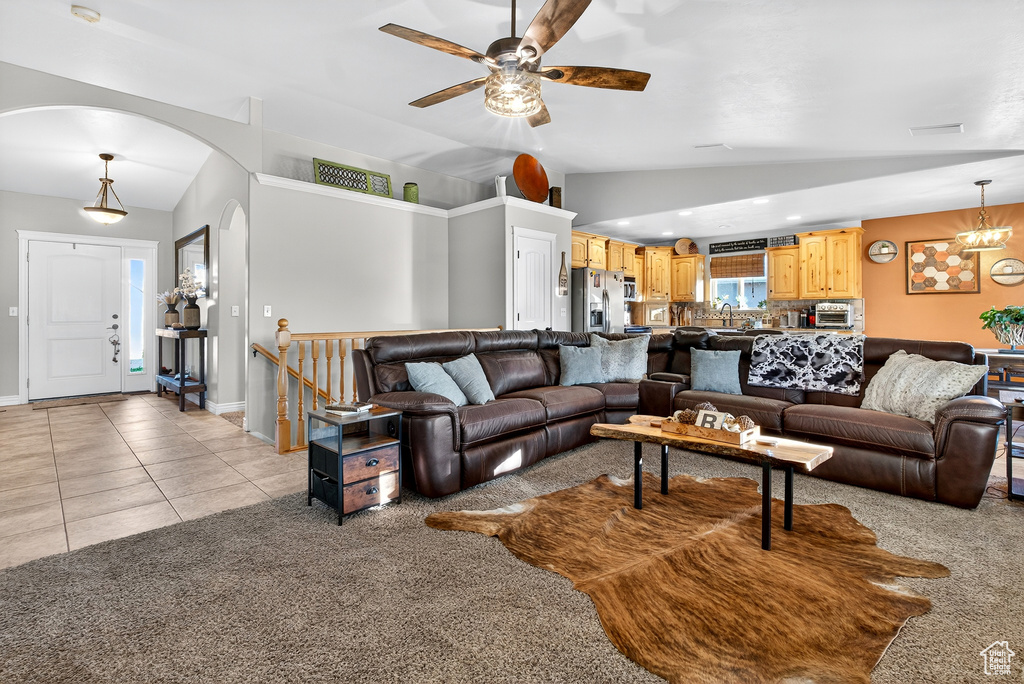 3585 N 2550 W Farr West, UT 84404