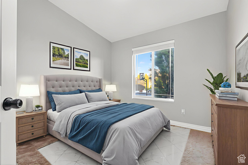 3585 N 2550 W Farr West, UT 84404