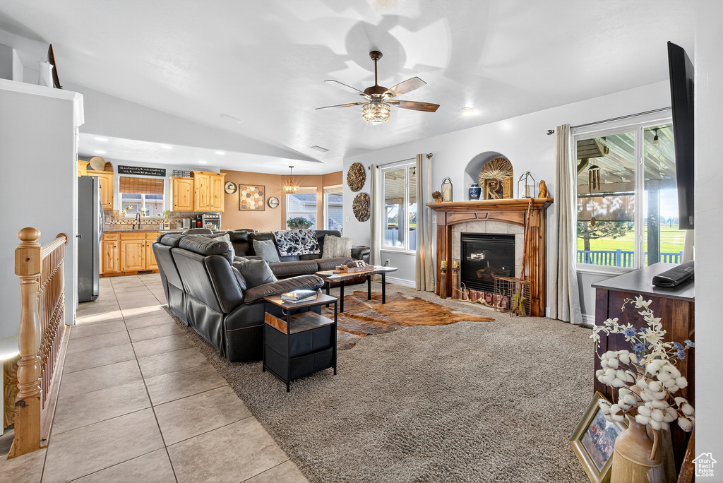 3585 N 2550 W Farr West, UT 84404