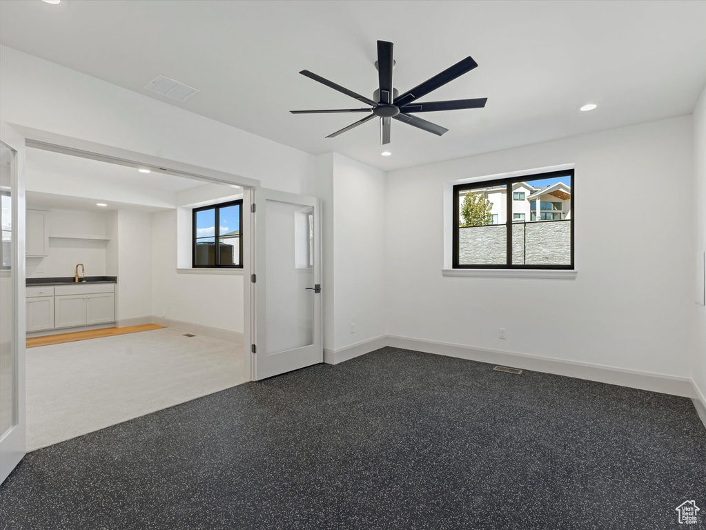 9623 S TANNENBAUM CV Sandy, UT 84092