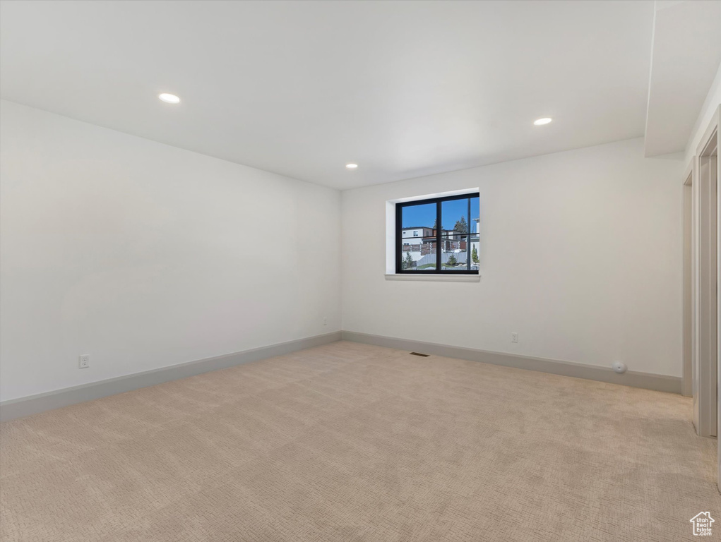 9623 S TANNENBAUM CV Sandy, UT 84092