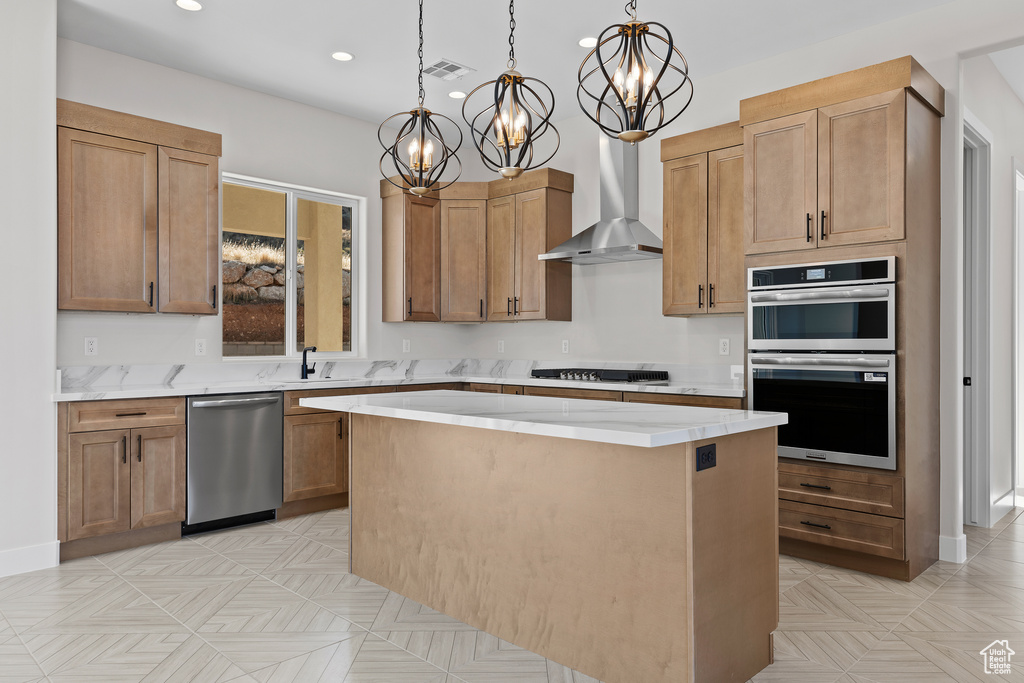 Photo 5 for MLS #2116376 at 402 N 200 East