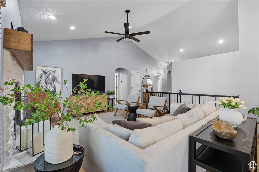 439 E MIDLAKE DR Draper, UT 84020