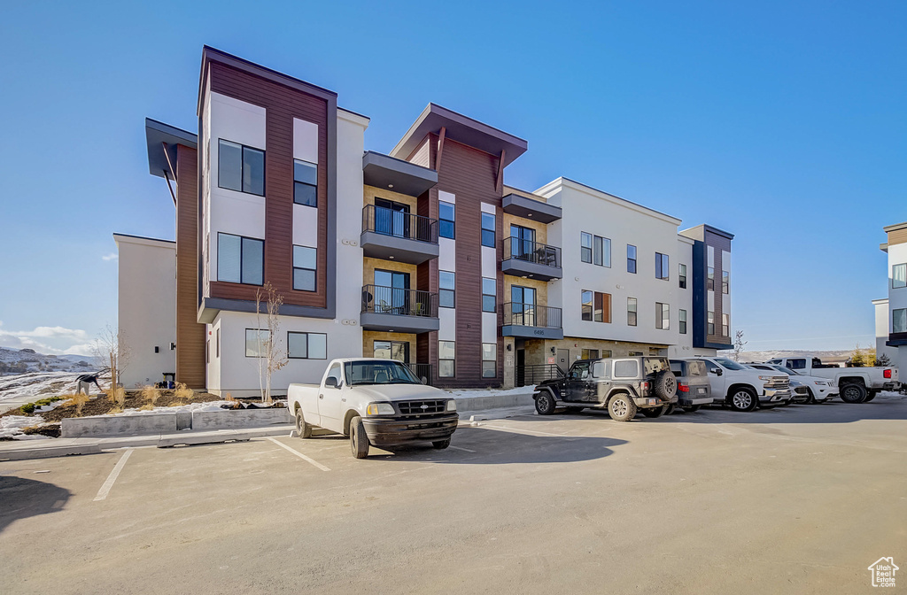 6495 E SERVICEBERRY #B205 Park City, UT 84098