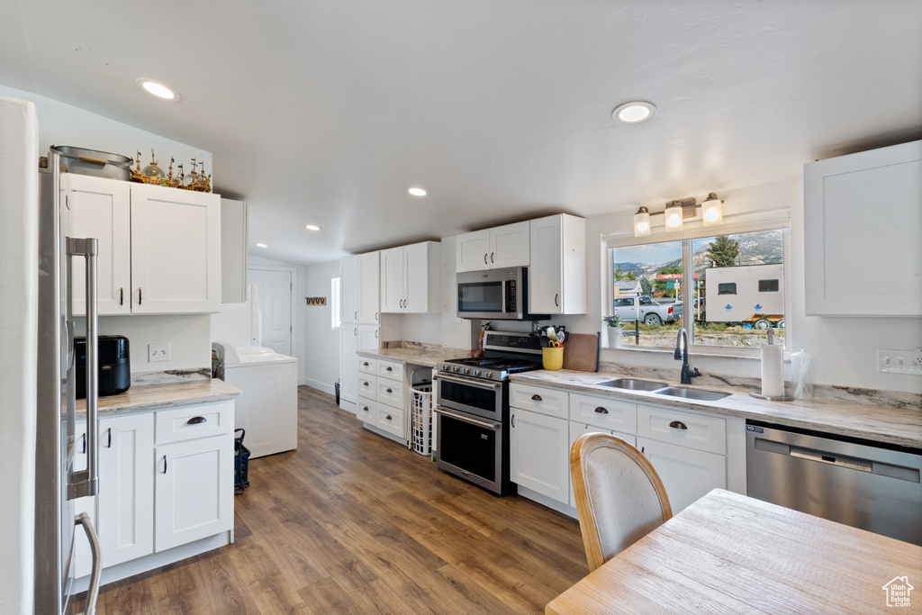 Photo 2 for MLS #2116401 at 84 N 100 West