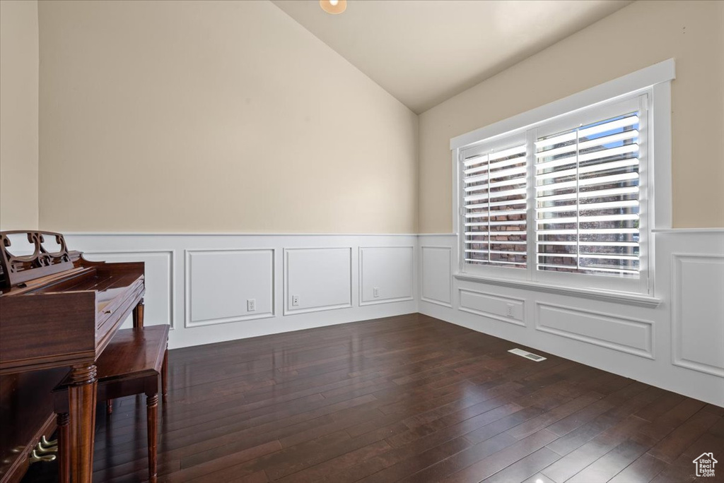 Photo 6 for MLS #2116404 at 51 E Magellan Ln