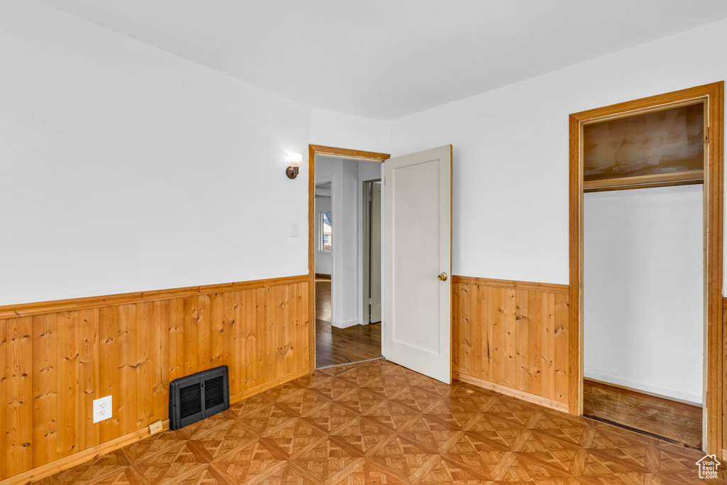 Photo 9 for MLS #2116406 at 153 Ross Dr