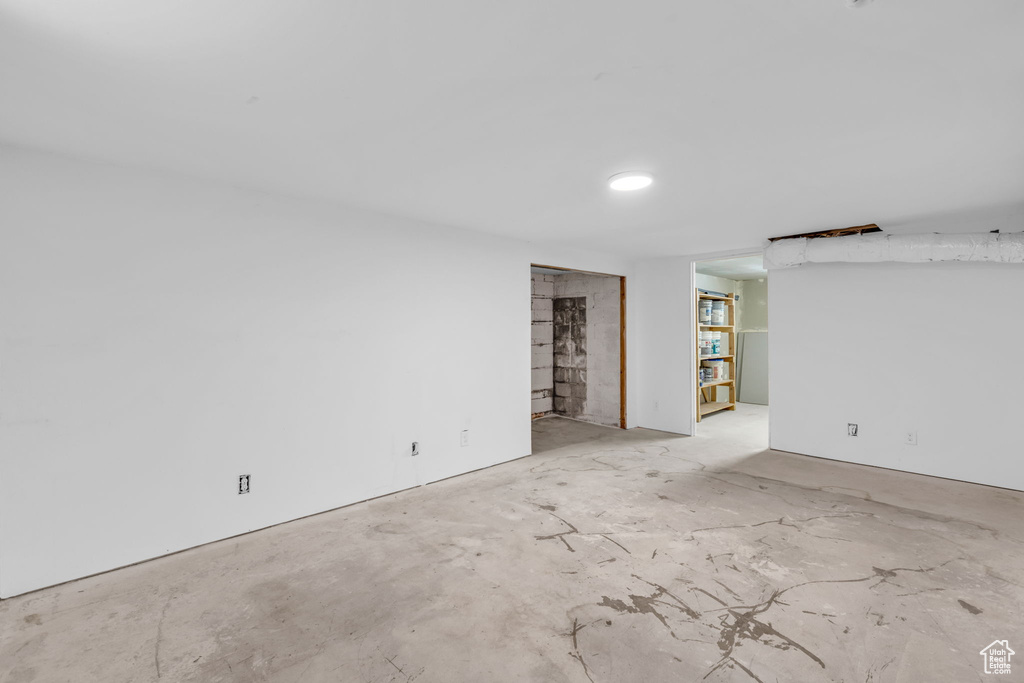 Photo 27 for MLS #2116406 at 153 Ross Dr