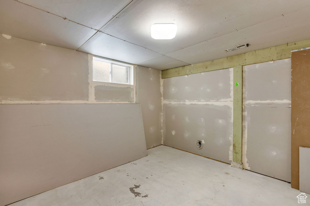 Photo 26 for MLS #2116406 at 153 Ross Dr