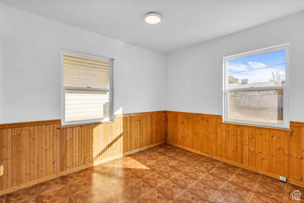 Photo 8 for MLS #2116406 at 153 Ross Dr
