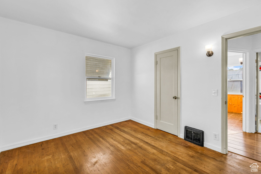 Photo 11 for MLS #2116406 at 153 Ross Dr