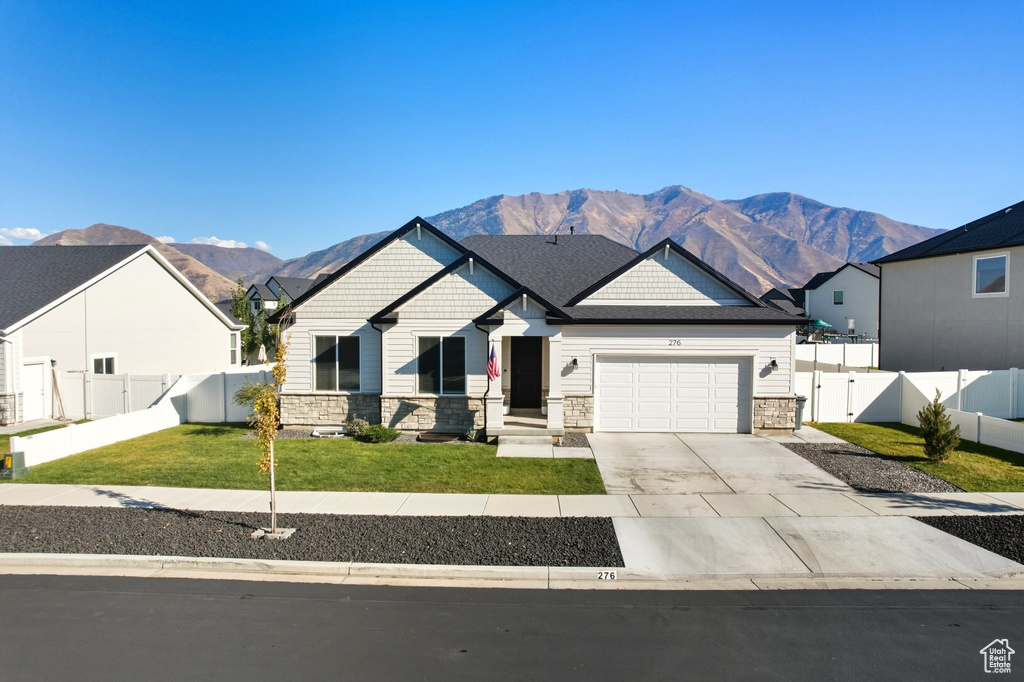 Photo 2 for MLS #2116408 at 276 N Pinnacle Ave