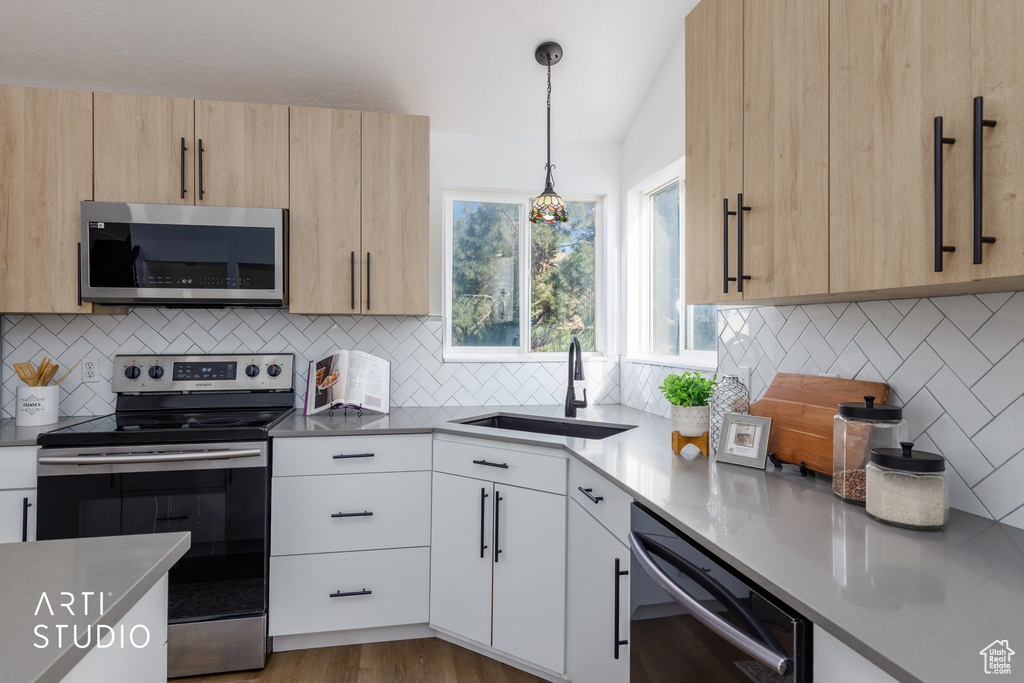 Photo 12 for MLS #2116410 at 5927 S 5665 West