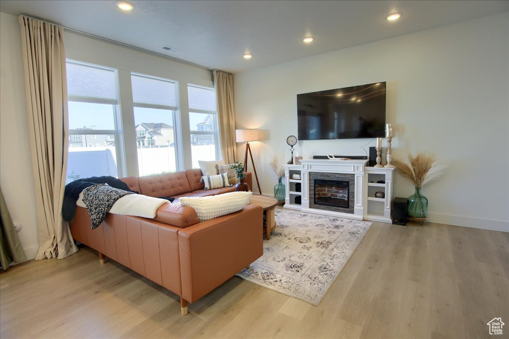 3215 N SADDLEBROOK LN #319 Plain City, UT 84404