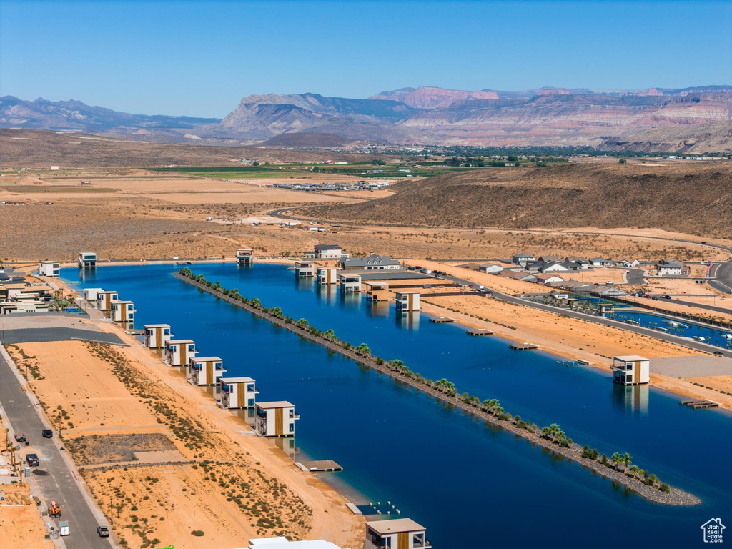 3942 S WAKE ST Hurricane, UT 84737