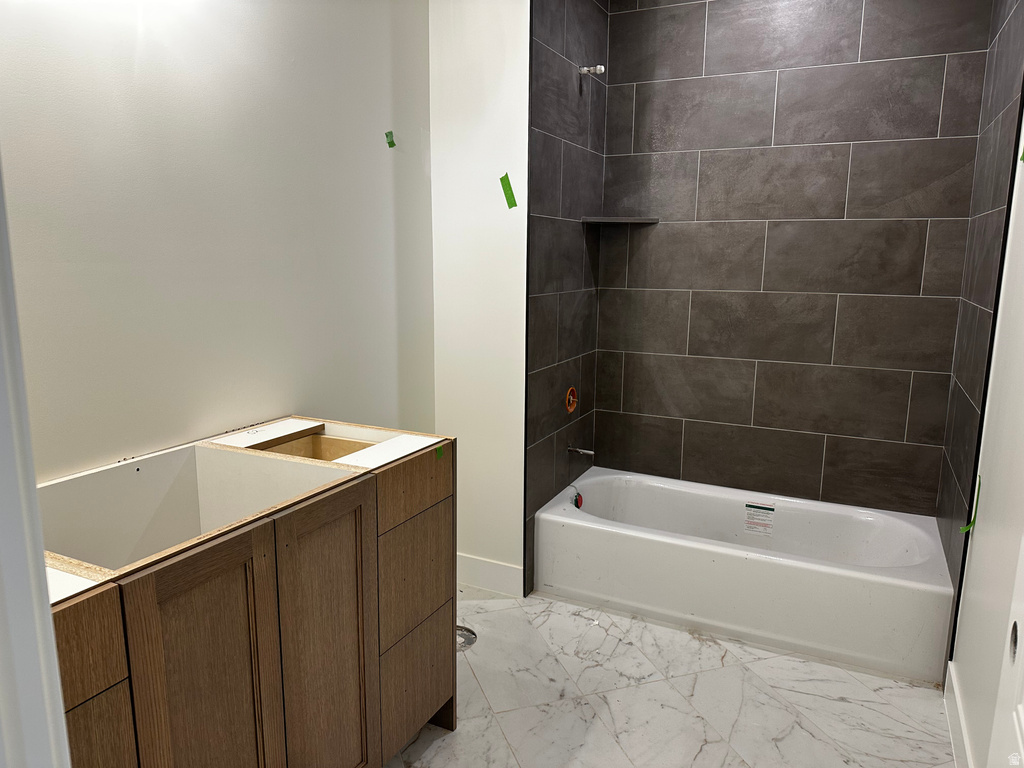 793 W SARA DR Saratoga Springs, UT 84045