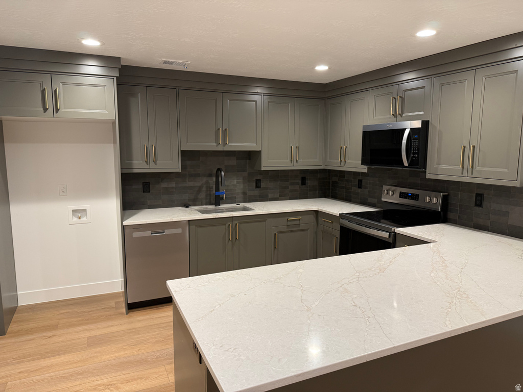 316 N AMBER LN Layton, UT 84041