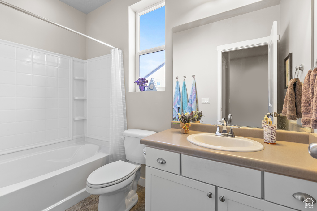 460 S SUNSET RIDGE DR North Salt Lake, UT 84054