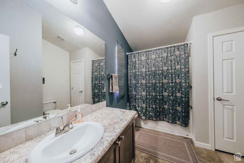 Photo 15 for MLS #2116435 at 1459 S Stewart Dr
