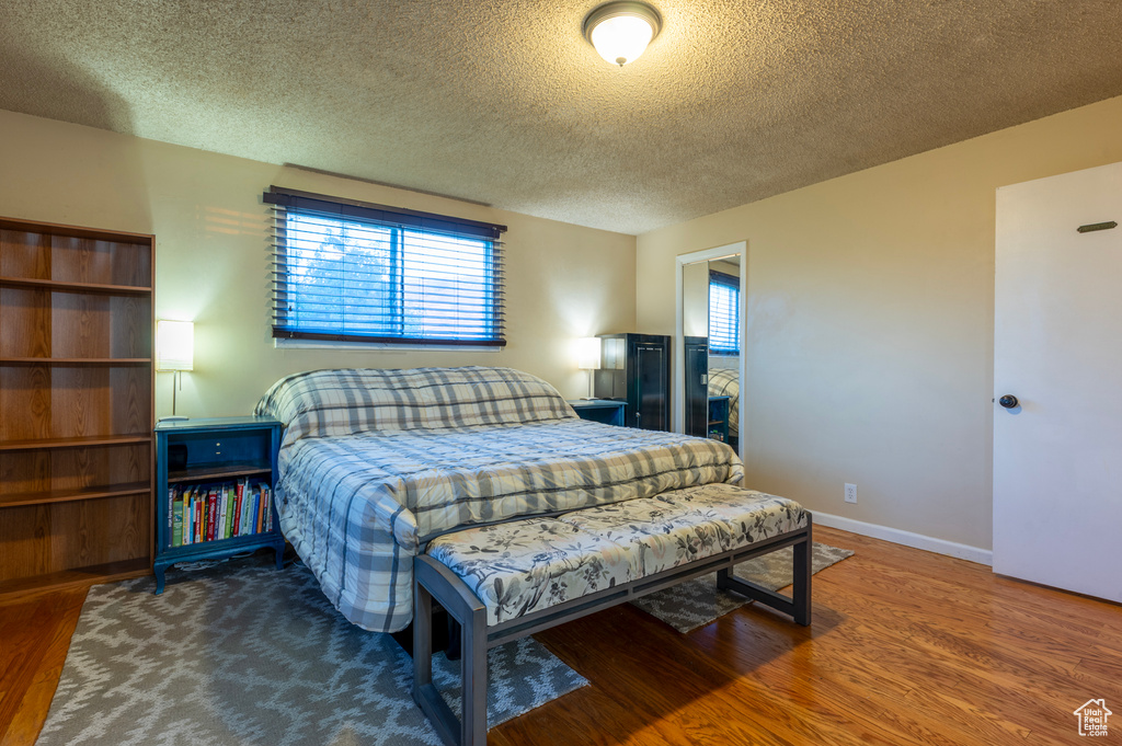 Photo 19 for MLS #2116438 at 983 E Antelope Dr