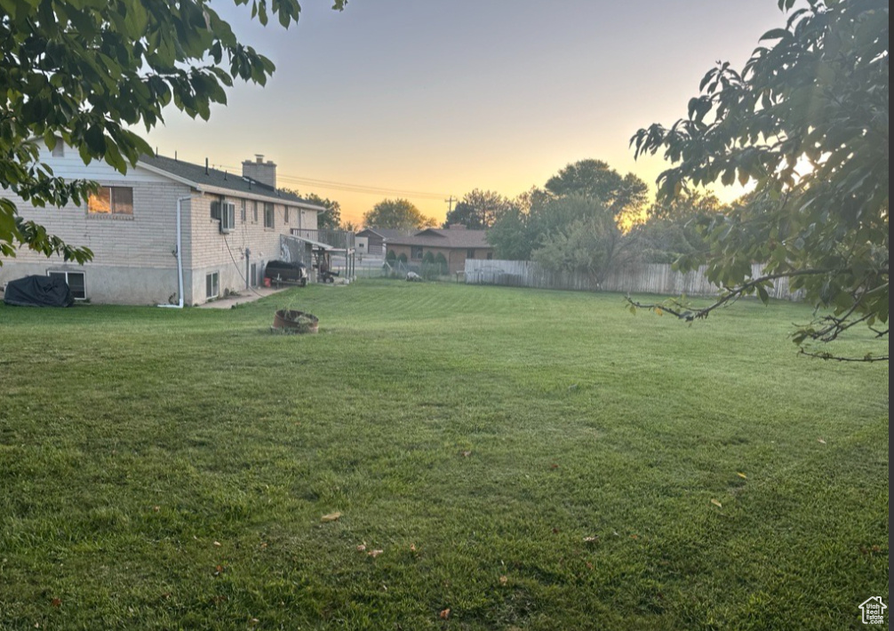 Photo 5 for MLS #2116438 at 983 E Antelope Dr