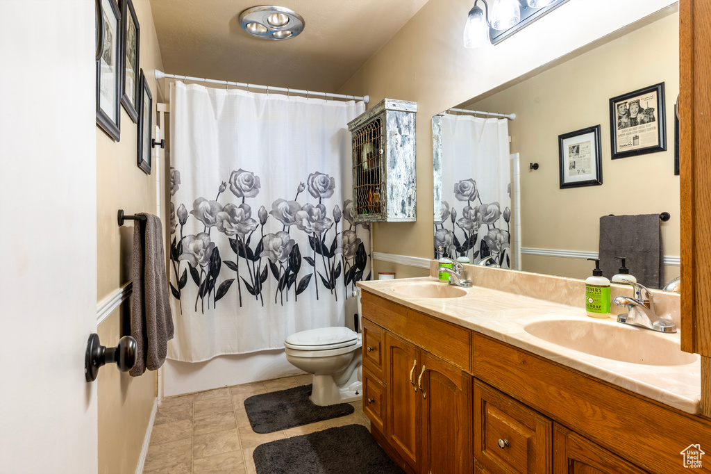 Photo 18 for MLS #2116438 at 983 E Antelope Dr