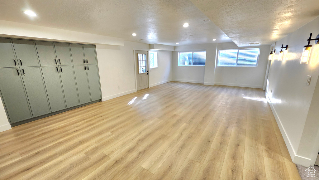 2548 E COBBLESTONE WAY Sandy, UT 84093