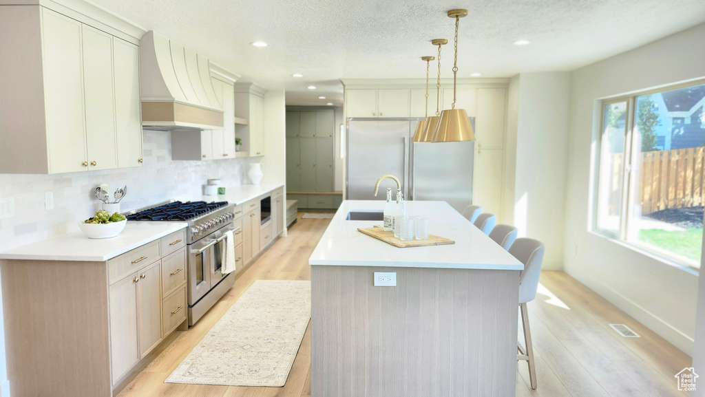 2548 E COBBLESTONE WAY Sandy, UT 84093