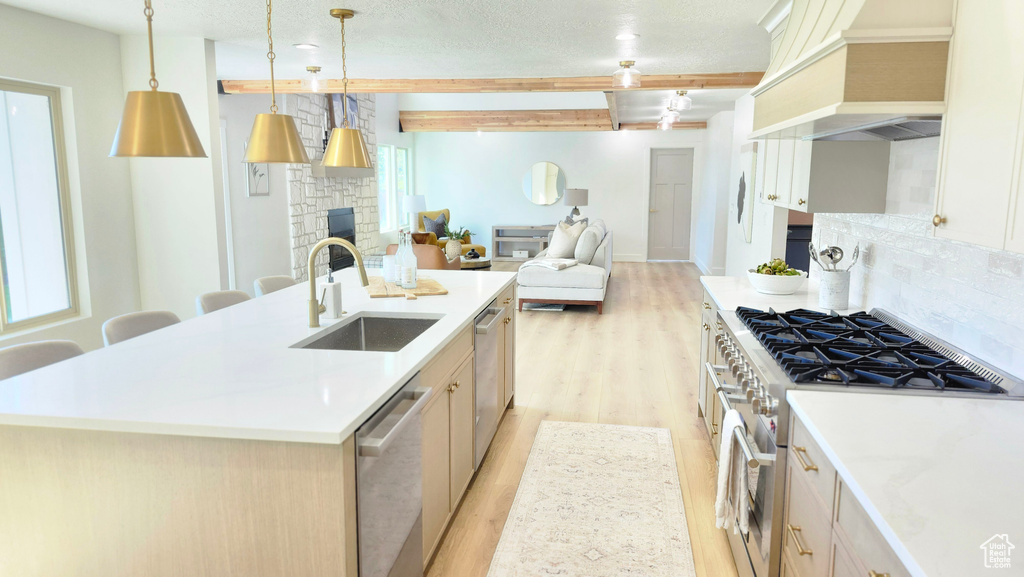 2548 E COBBLESTONE WAY Sandy, UT 84093
