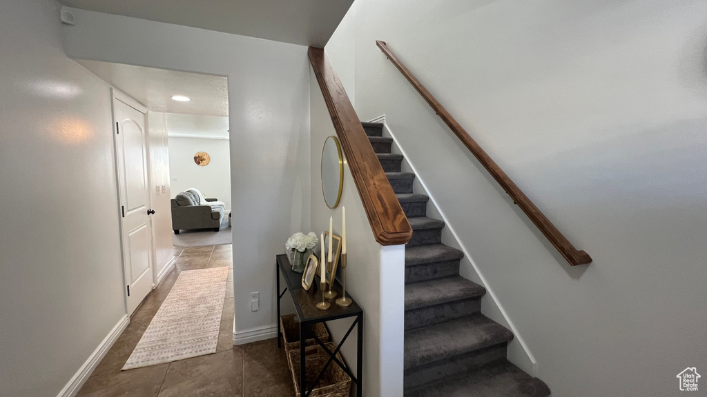 Photo 11 for MLS #2116452 at 1161 W Lancelot Ln