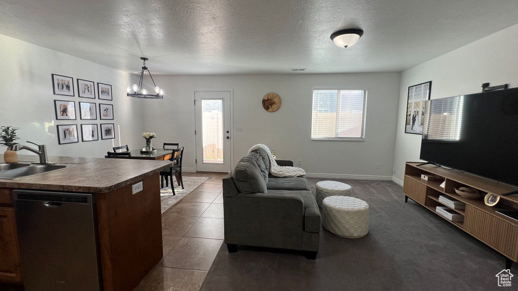 Photo 6 for MLS #2116452 at 1161 W Lancelot Ln
