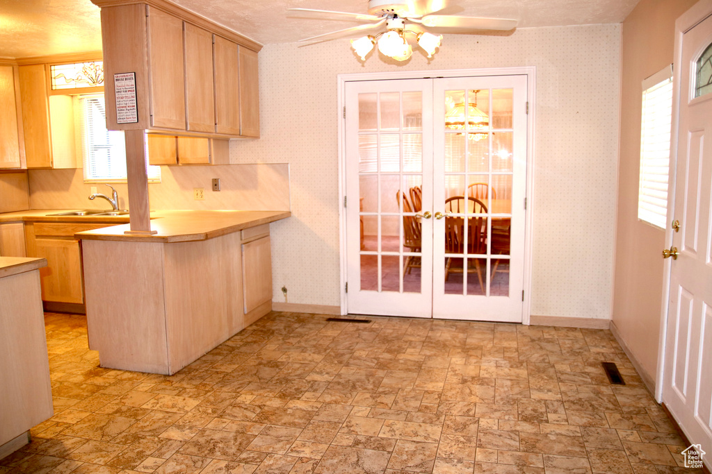 Photo 8 for MLS #2116461 at 250 E Broadway St