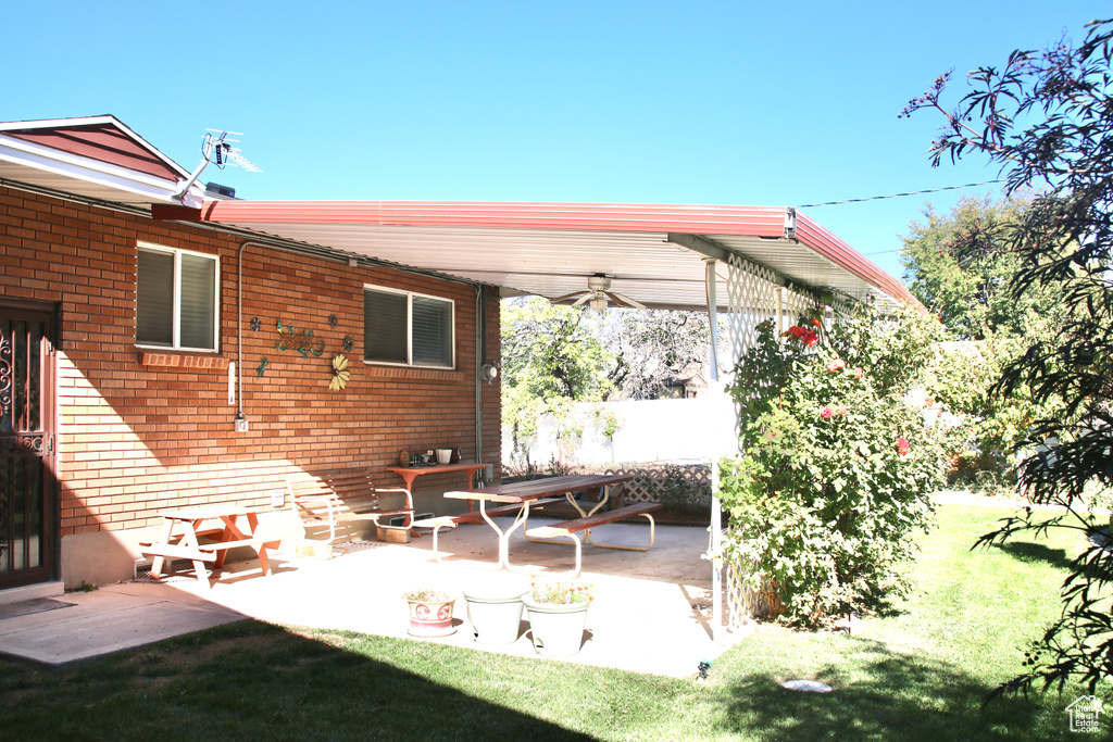 Photo 23 for MLS #2116461 at 250 E Broadway St