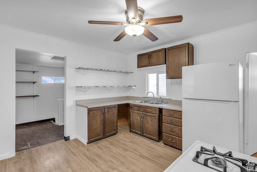 Photo 10 for MLS #2116465 at 2944 S Spencer Ave