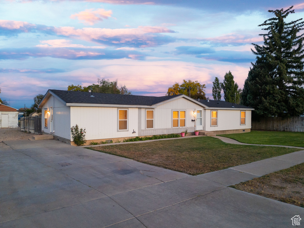 Photo 3 for MLS #2116468 at 165 S 200 West