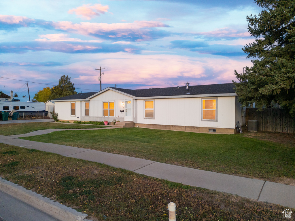 Photo 2 for MLS #2116468 at 165 S 200 West