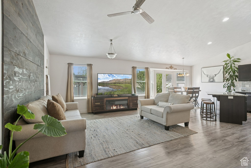 Photo 4 for MLS #2116472 at 3444 S Hunter Spring Dr