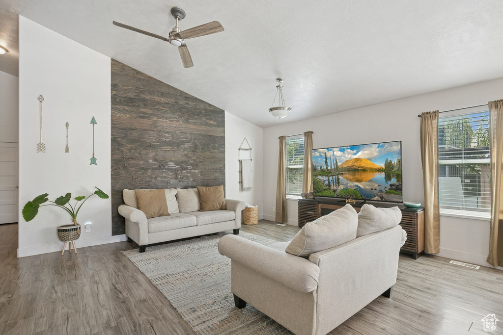 Photo 7 for MLS #2116472 at 3444 S Hunter Spring Dr