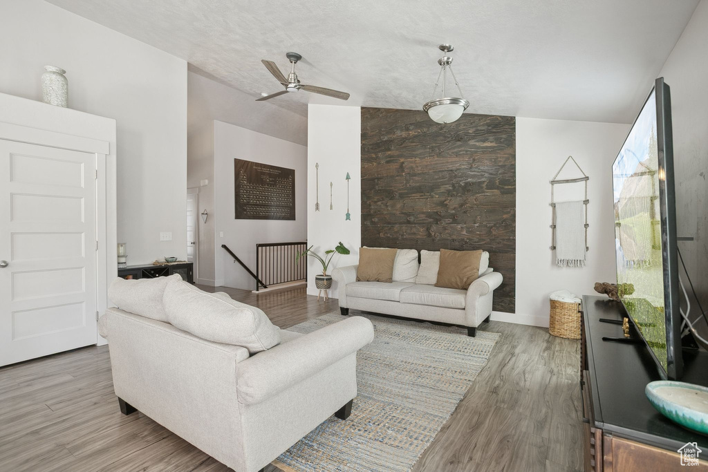 Photo 8 for MLS #2116472 at 3444 S Hunter Spring Dr