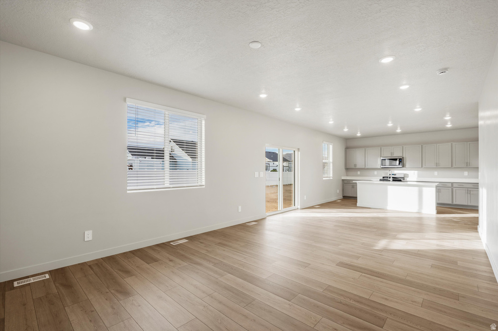931 N 160 E #11 Santaquin, UT 84655