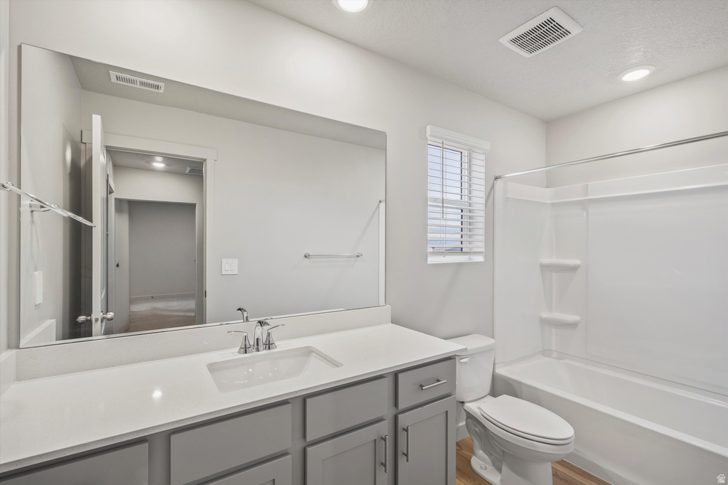 931 N 160 E #11 Santaquin, UT 84655