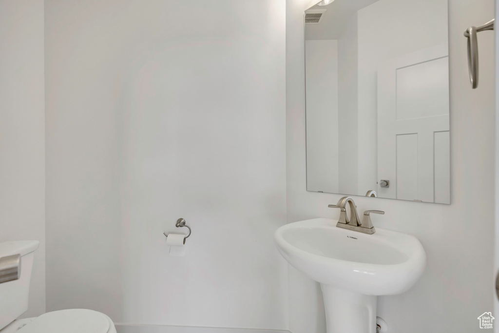 Photo 35 for MLS #2116476 at 1027 W Coral Charm Way