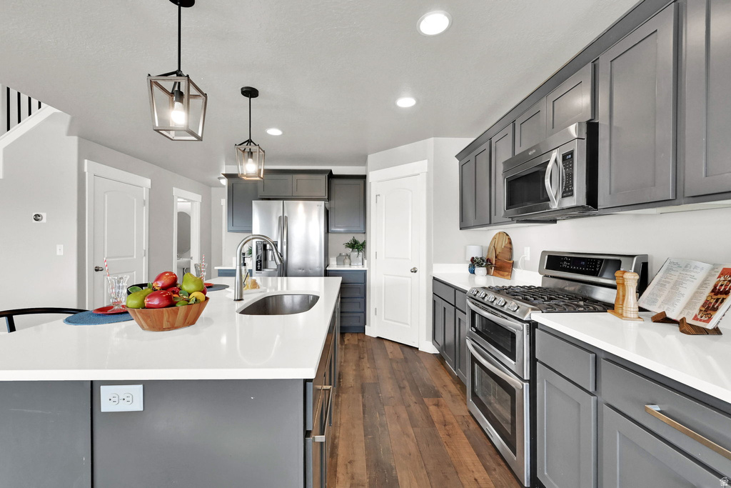 9602 N BLUE SKY DR Eagle Mountain, UT 84005