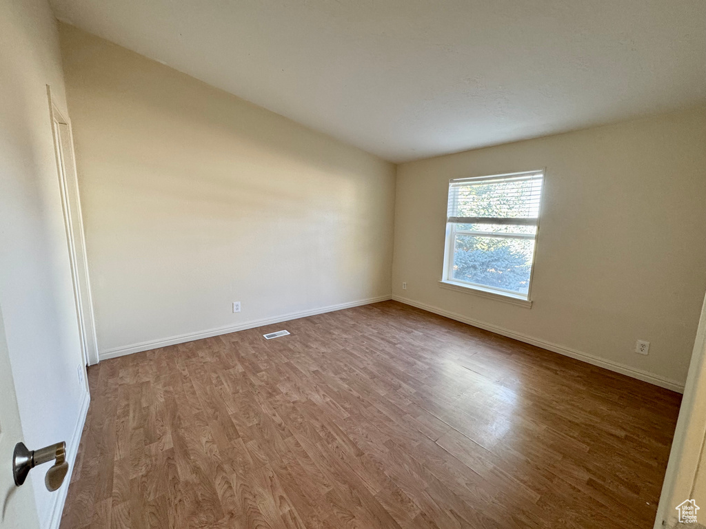Photo 34 for MLS #2116495 at 1461 N Broadhollow Rd #36/37
