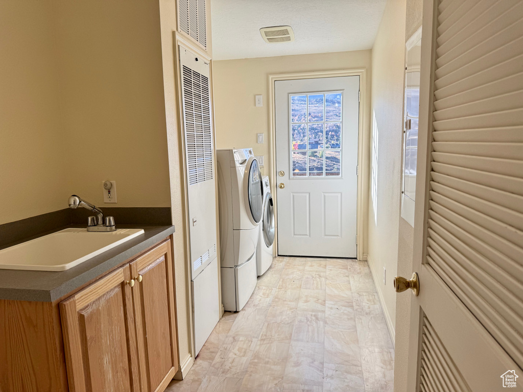 Photo 27 for MLS #2116495 at 1461 N Broadhollow Rd #36/37