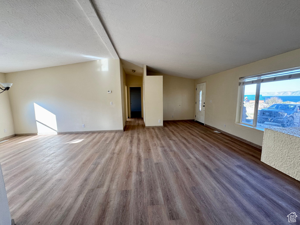 Photo 29 for MLS #2116495 at 1461 N Broadhollow Rd #36/37