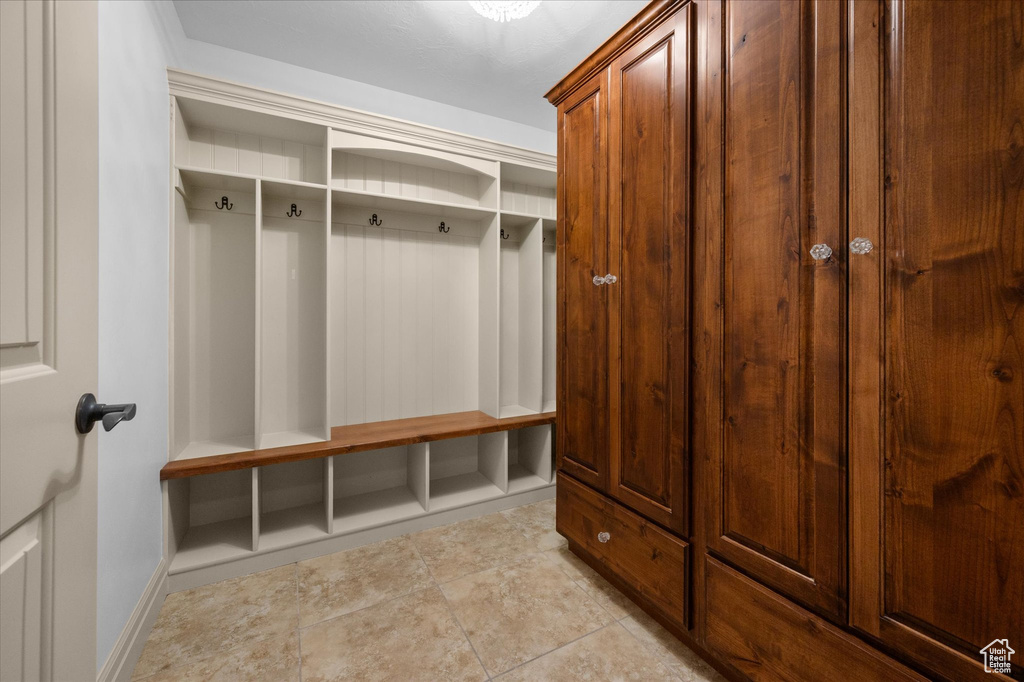 Photo 23 for MLS #2116497 at 624 W Aspen Hills Blvd