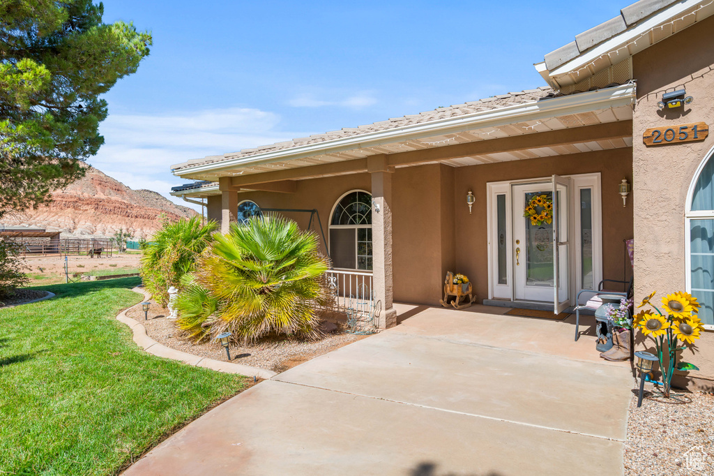 Photo 2 for MLS #2116502 at 2051 E Washington Rd