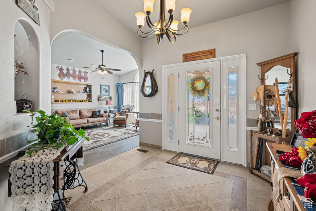 Photo 3 for MLS #2116502 at 2051 E Washington Rd