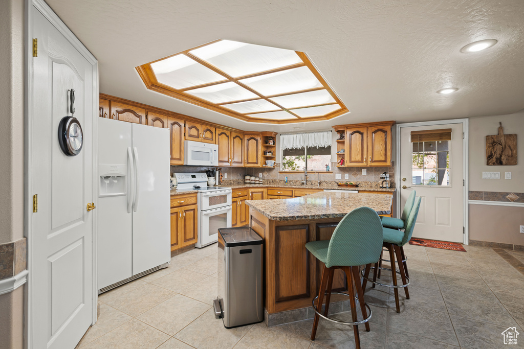 Photo 10 for MLS #2116502 at 2051 E Washington Rd